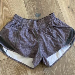 SIZE 4 lulu HOTTIE HOT SHORTS PERFECT CONDITION